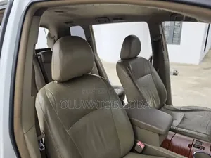 Toyota Highlander Limited 2010 White
