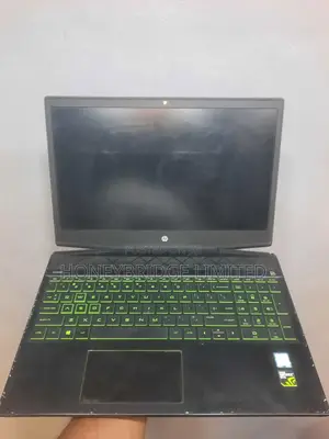 Laptop HP Pavilion 15-eh0050wm 12GB Intel Core i5 SSD 512GB