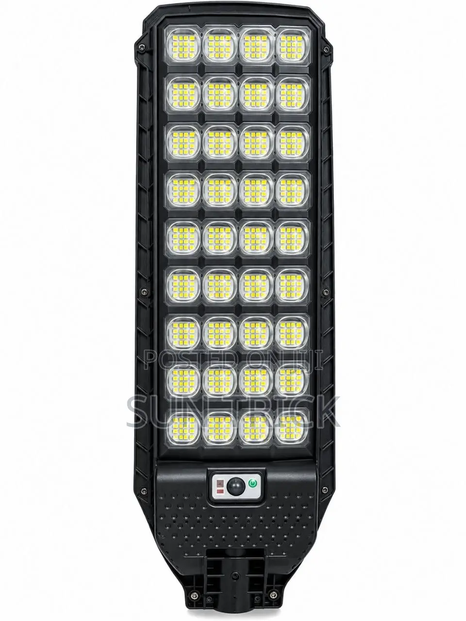 Suntrick 400W Solar Street Light
