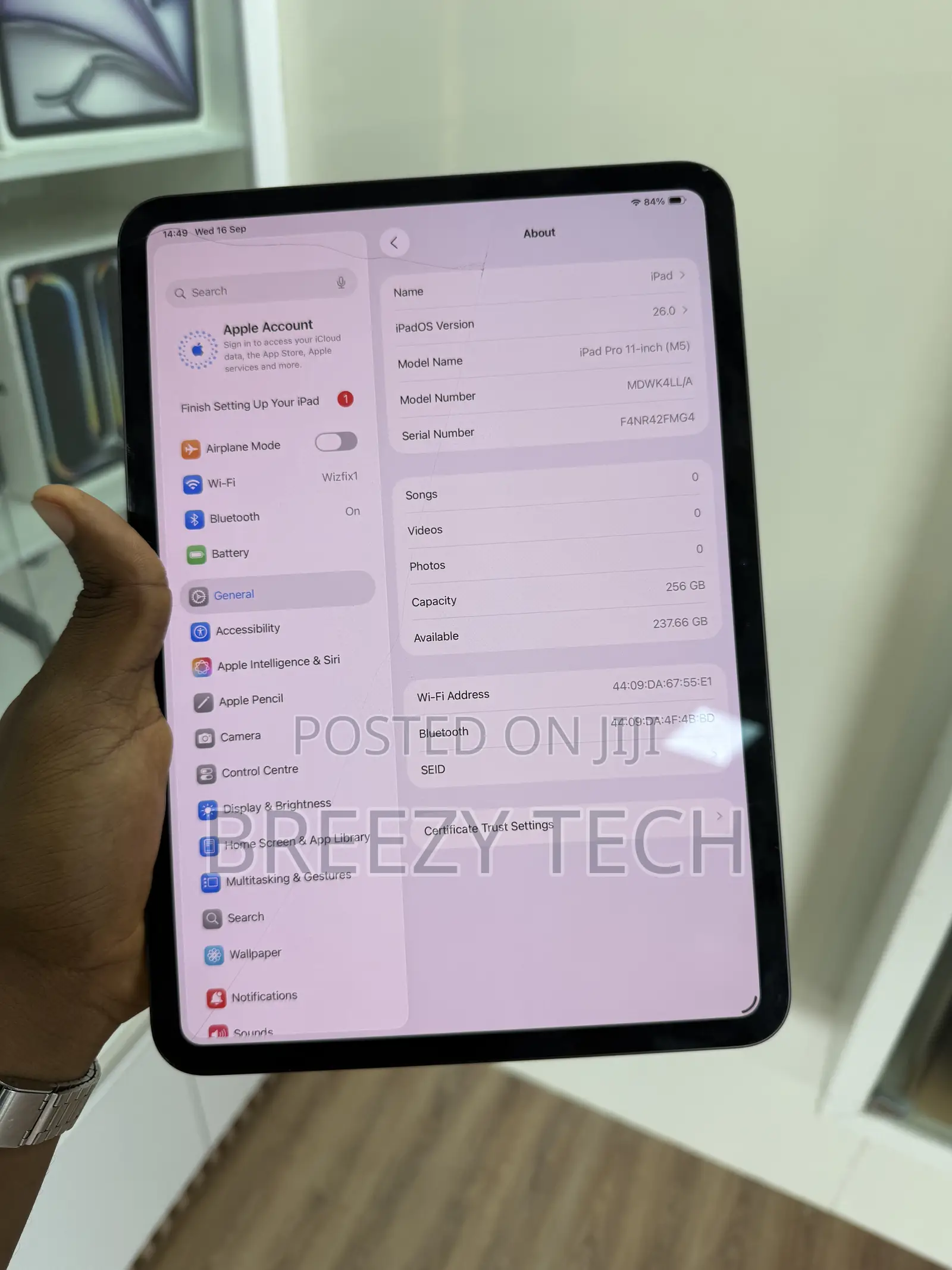 Apple iPad (2025) 256 GB Black