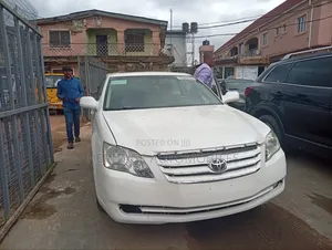 Toyota Avalon 2007 White