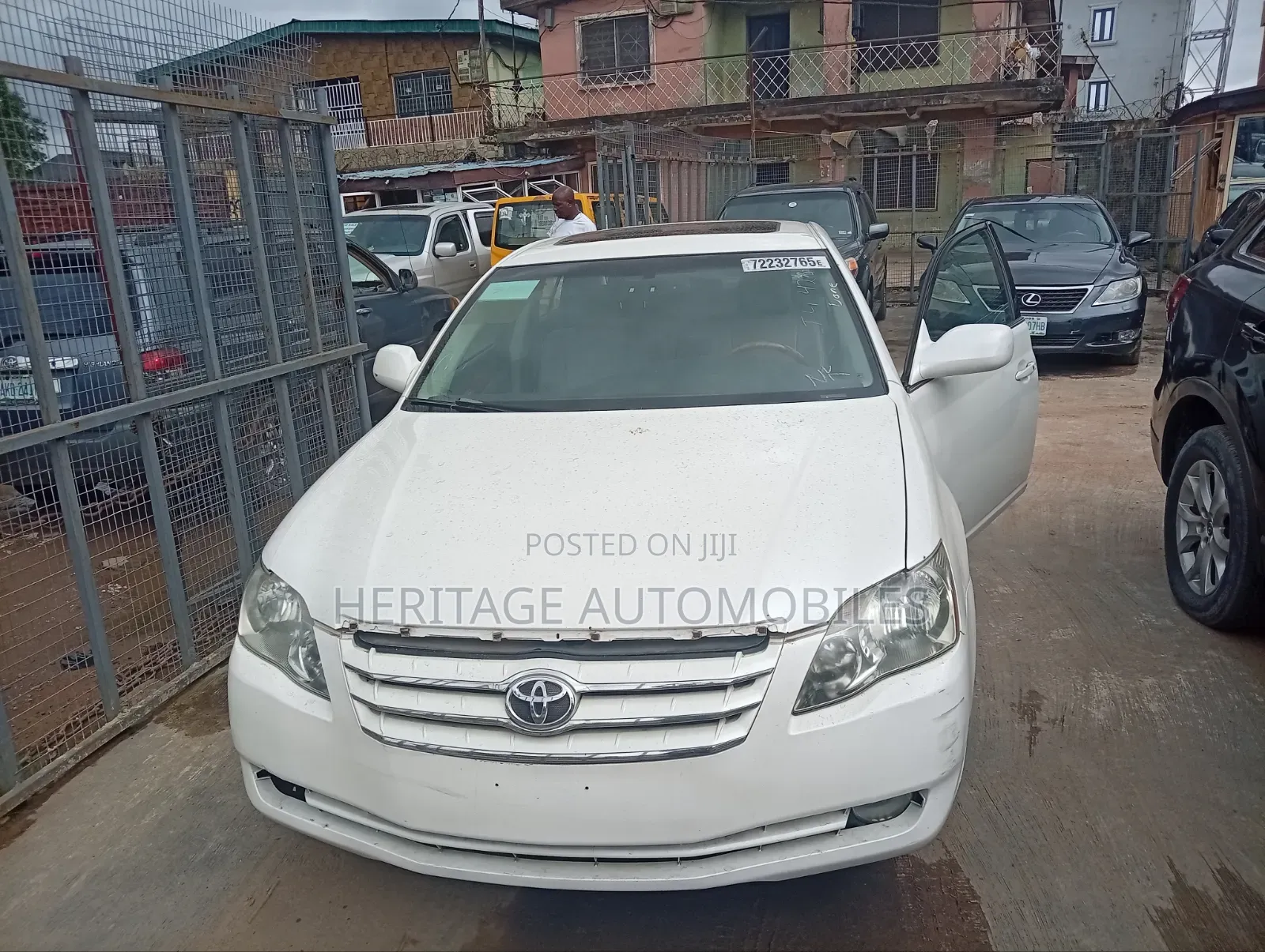 Toyota Avalon 2007 White