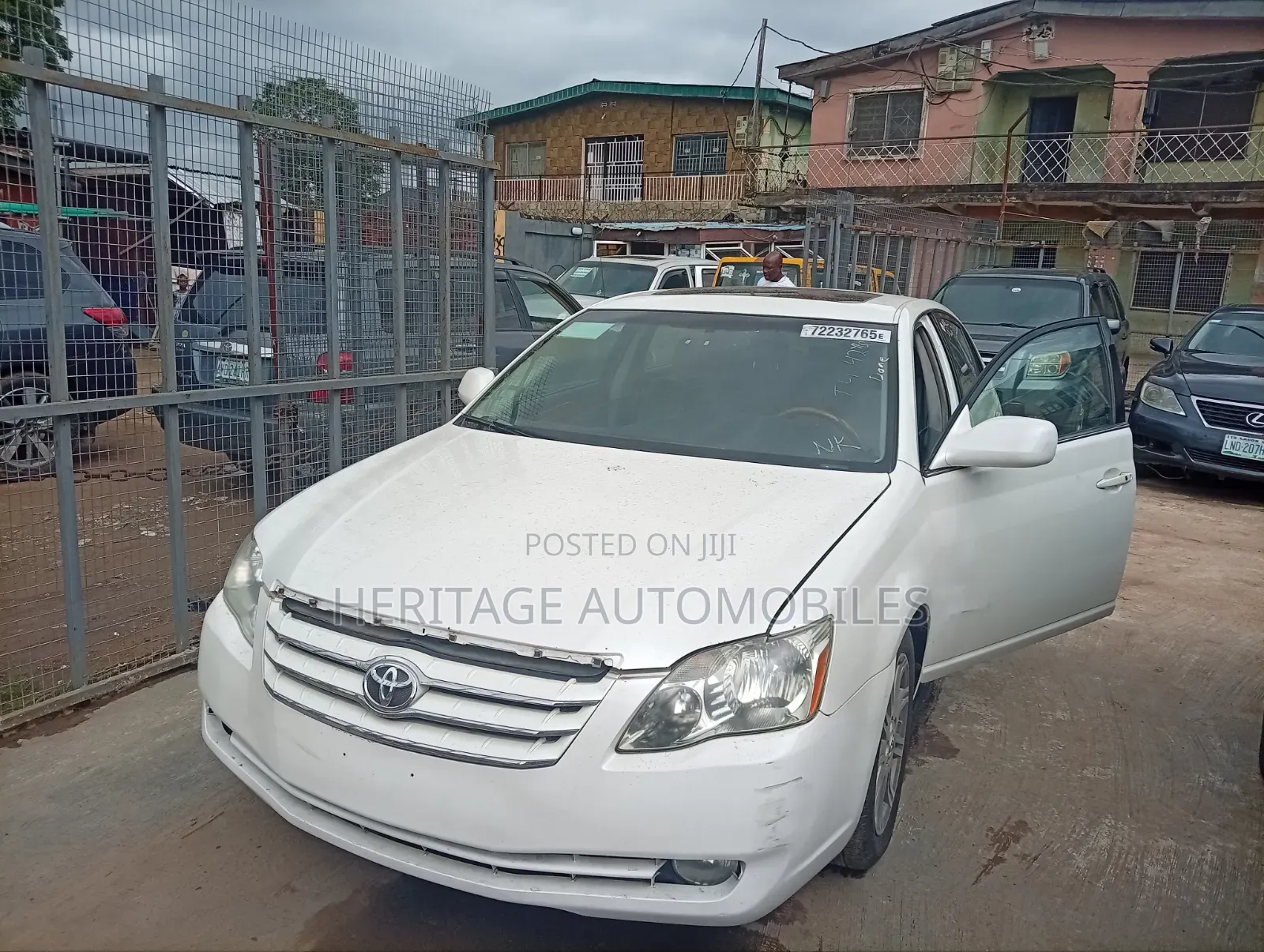 Toyota Avalon 2007 White