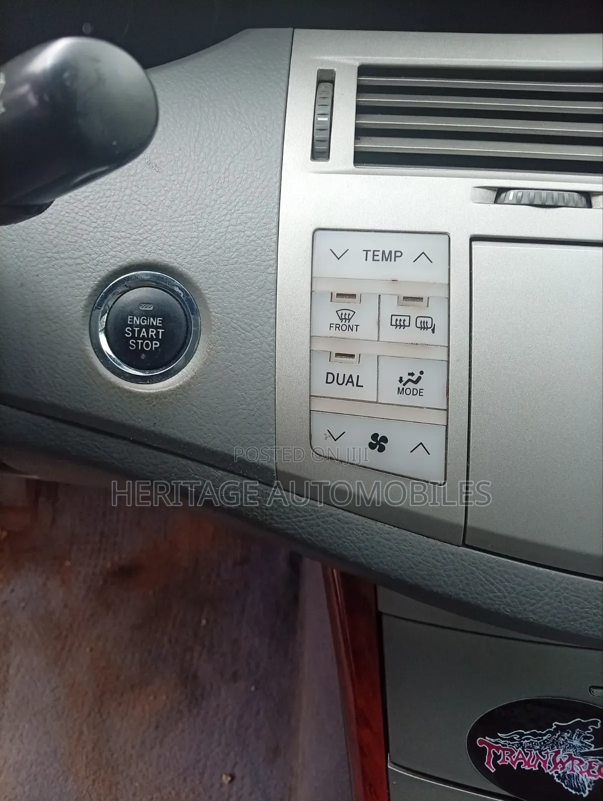 Toyota Avalon 2007 White