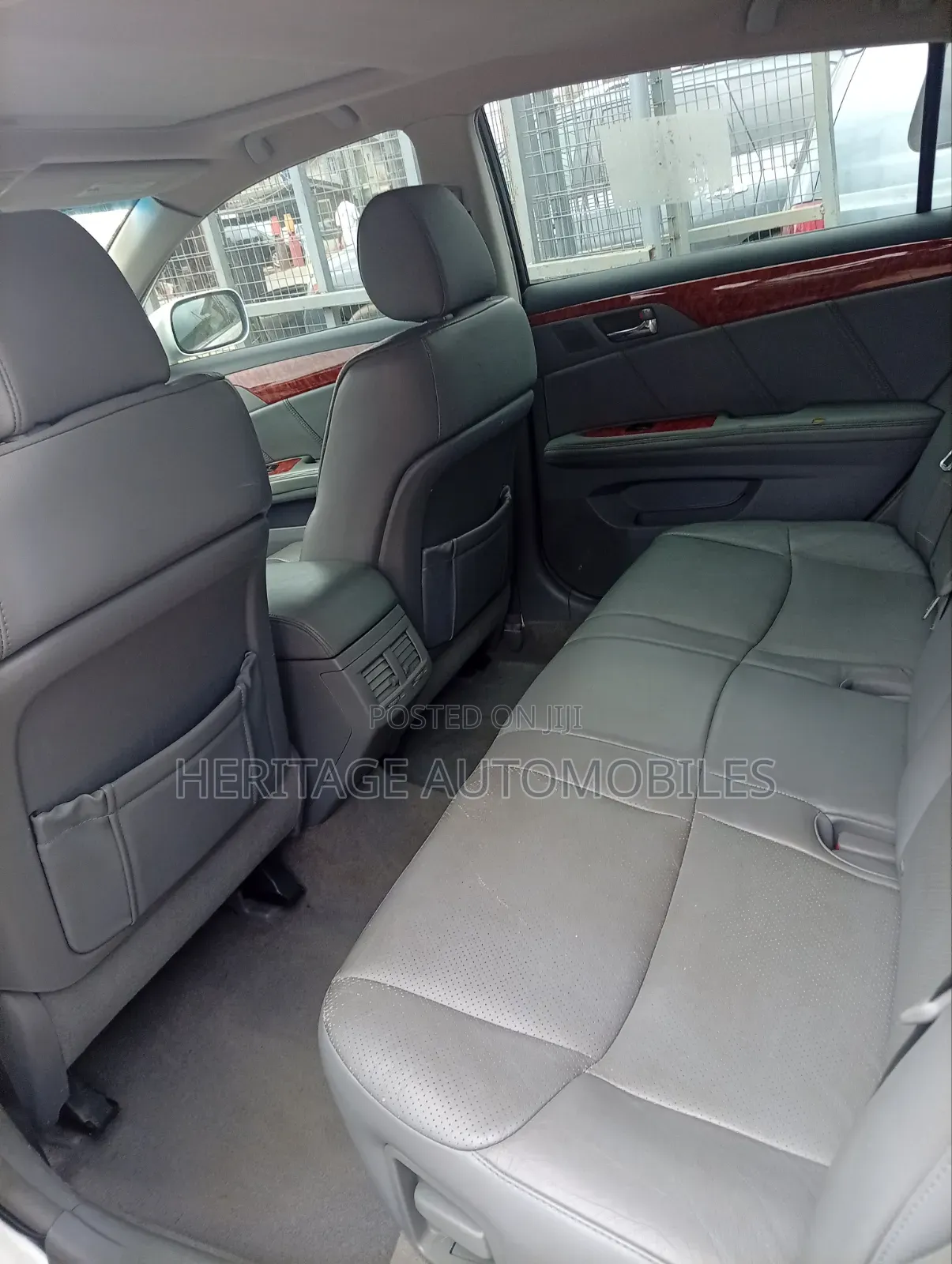 Toyota Avalon 2007 White