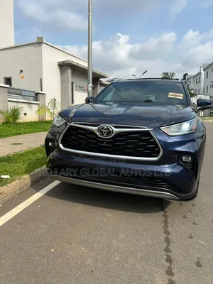 Toyota Highlander Platinum 2022 Blue