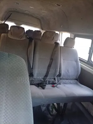 Toyota HiAce 2013 White