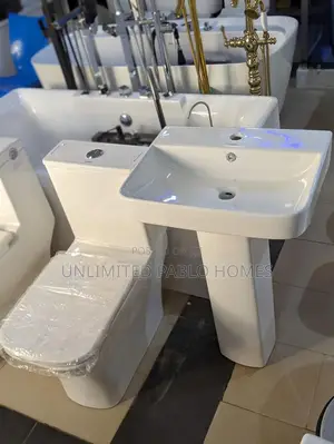 Classic Close Coupled WC With Pedestal Basin Set