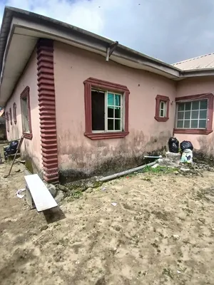 4bdrm Bungalow in Idowu Estate, Ado / Ajah for sale