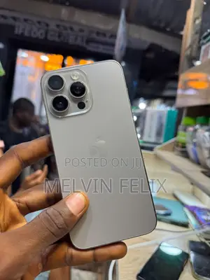 Apple iPhone 15 Pro Max 512 GB White