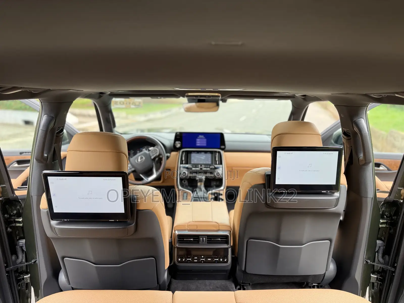 Lexus LX 600 2022 Green