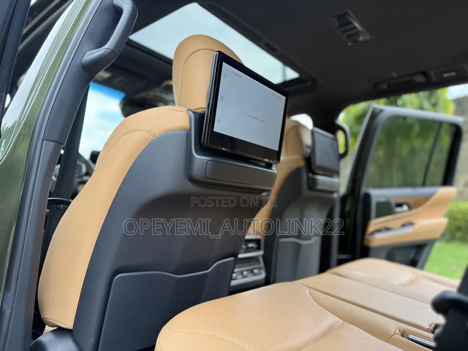 Lexus LX 600 2022 Green