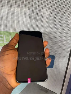 Apple iPhone 11 Pro Max 64 GB Green