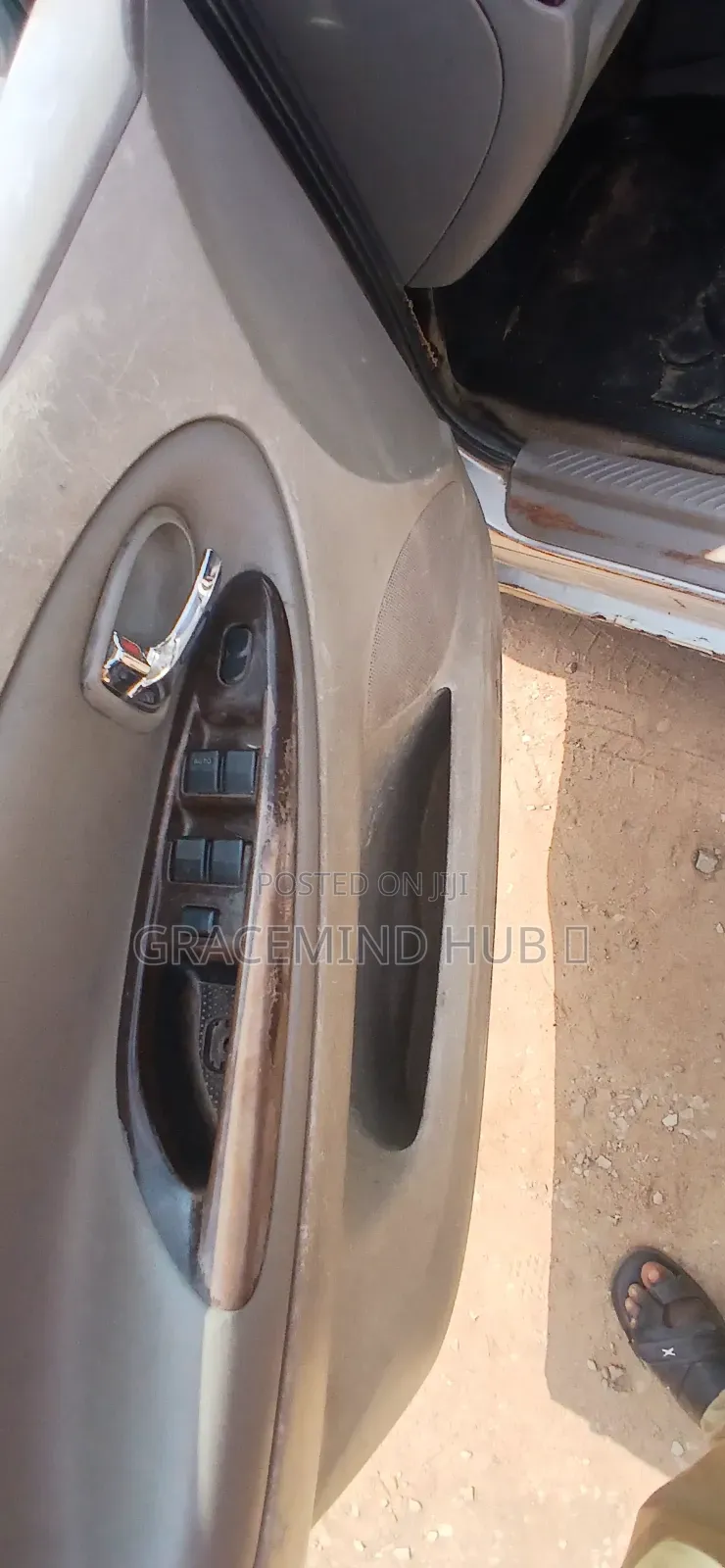 Mazda MPV 2000 Silver