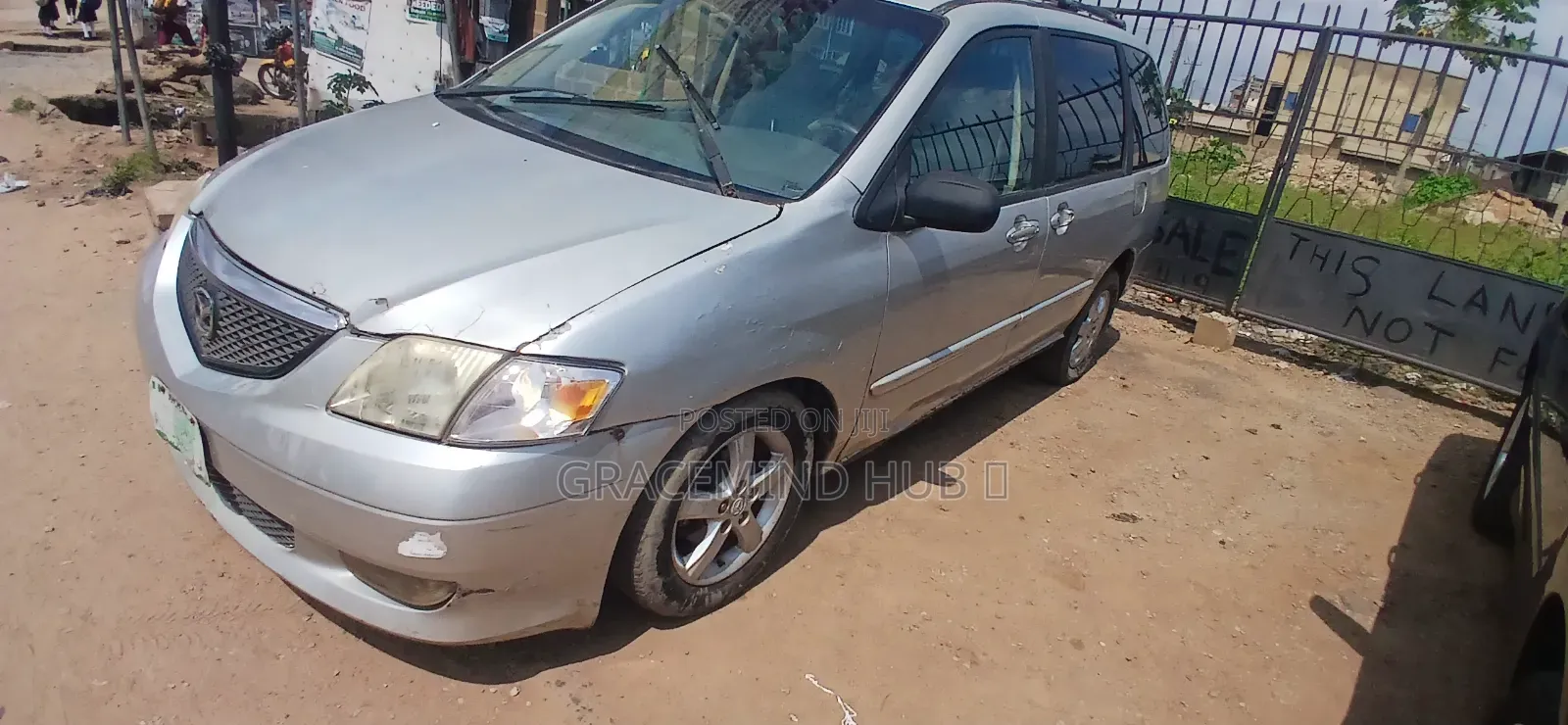 Mazda MPV 2000 Silver