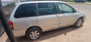 Mazda MPV 2000 Silver