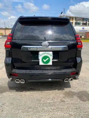 Toyota Land Cruiser Prado 2.7 2017 Black