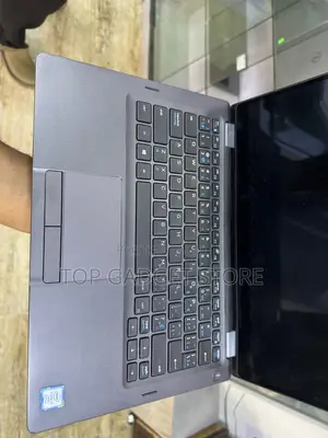 Laptop Dell Latitude 5300 8GB Intel Core i7 SSD 256GB