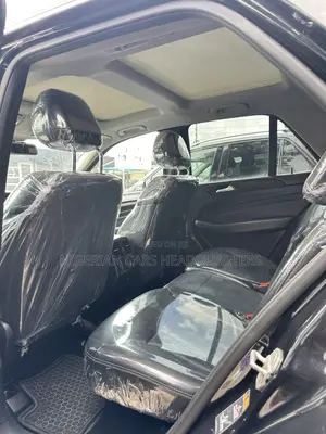 Mercedes-Benz M Class ML350 4MATIC 4dr SUV AWD (3.5L 6cyl 7A) 2014
