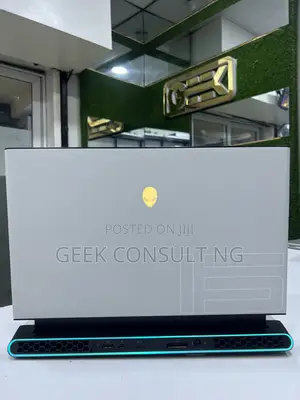 Laptop Alienware M15 R4 16GB Intel Core i7 SSD 512GB