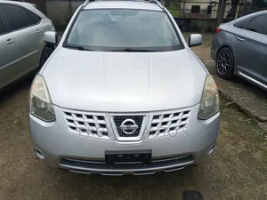Nissan Rogue 2010 Silver