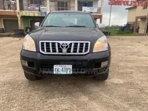 Toyota Land Cruiser 2004 Black
