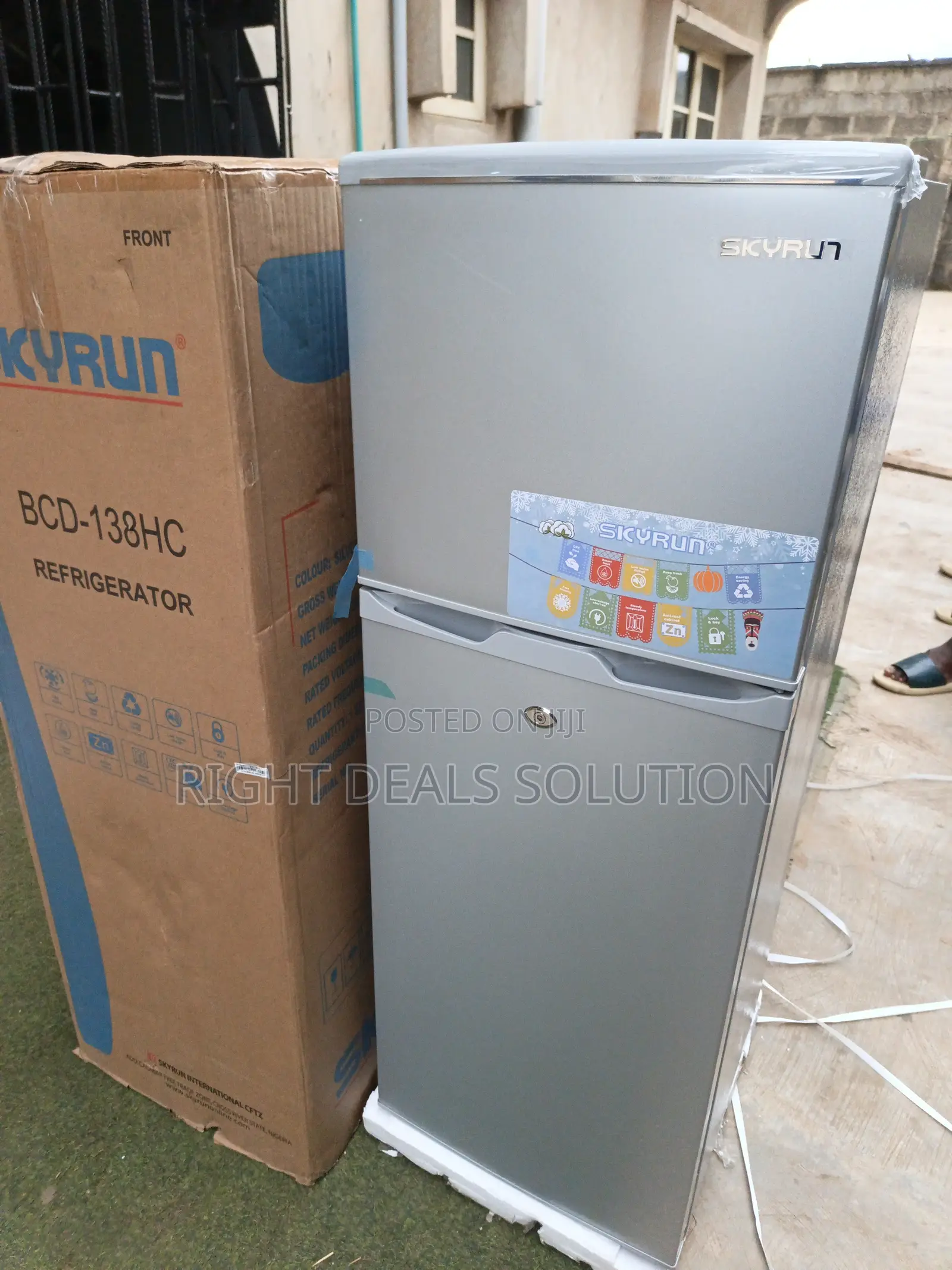Skyrun 138HC Fridge – Simple, Stylish Functional