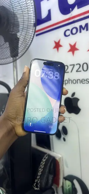 Apple iPhone 16 256 GB Black