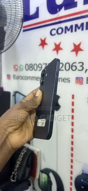 Apple iPhone 16 256 GB Black