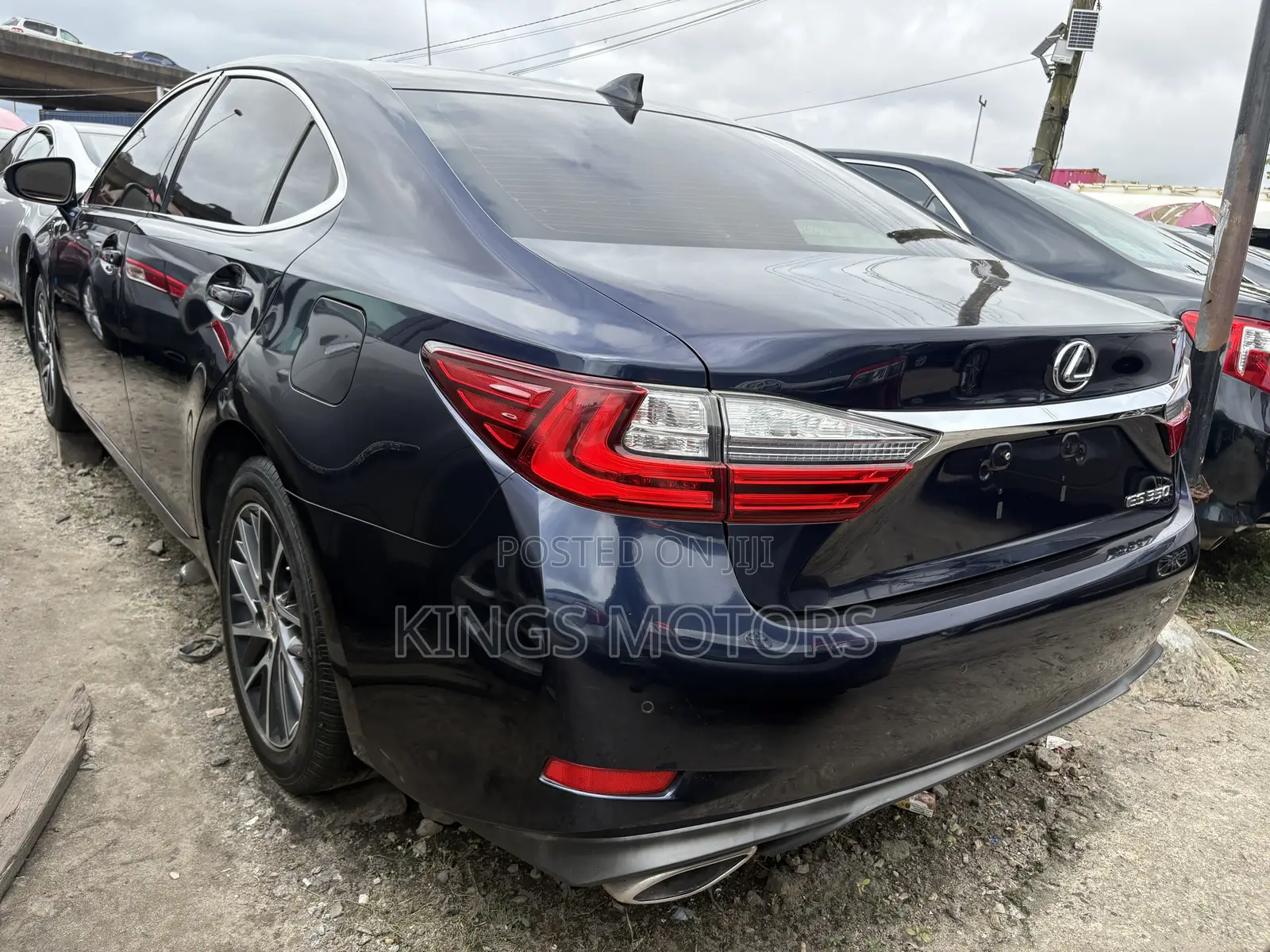 Lexus ES 250 2015 Blue