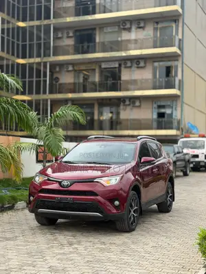 Toyota RAV4 SE 4dr SUV (2.5L 4cyl 6A) 2018 Maroon