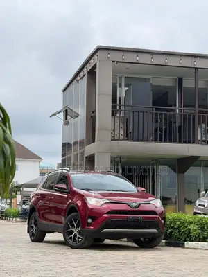 Toyota RAV4 SE 4dr SUV (2.5L 4cyl 6A) 2018 Maroon