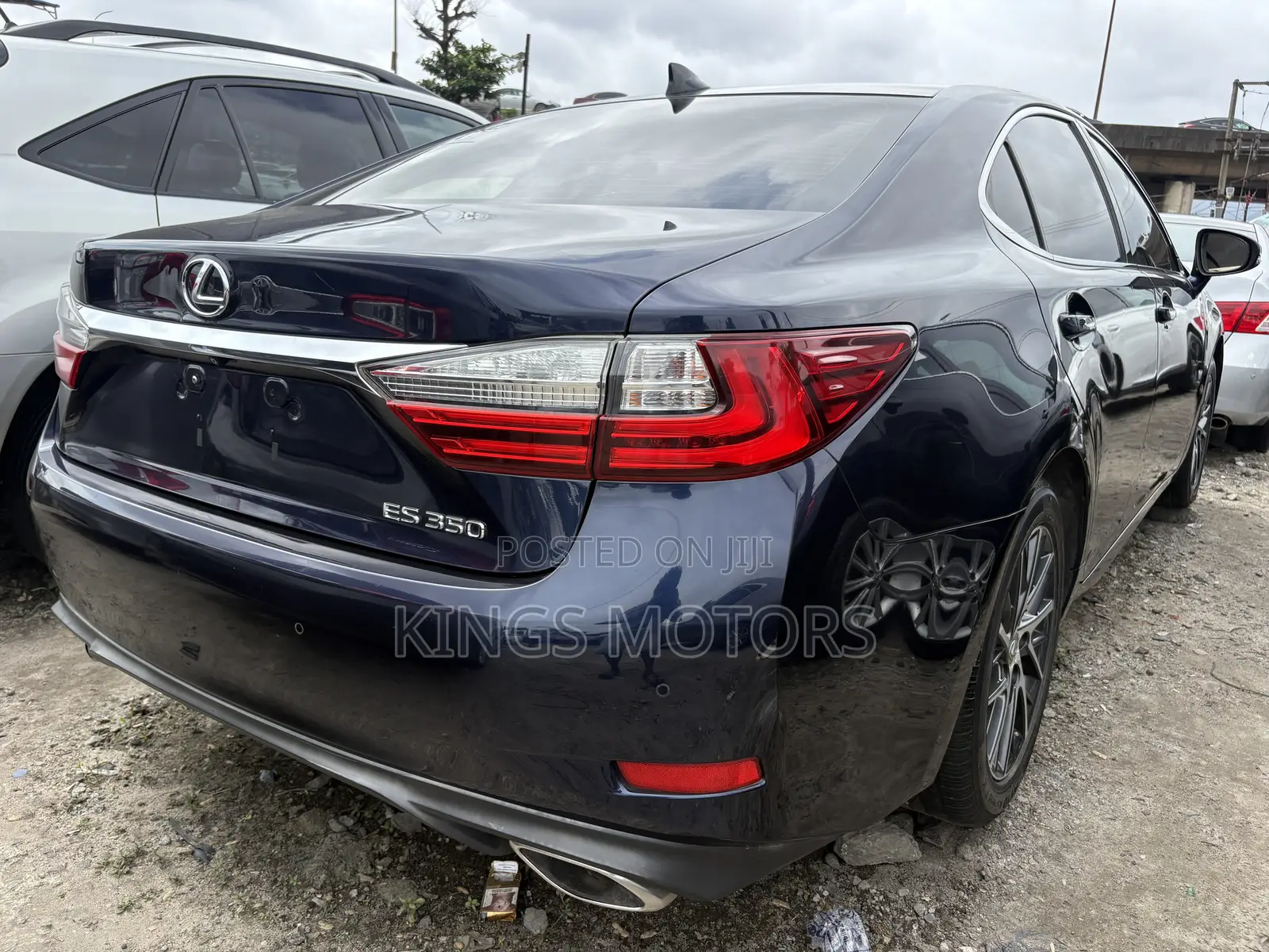 Lexus ES 250 2015 Blue