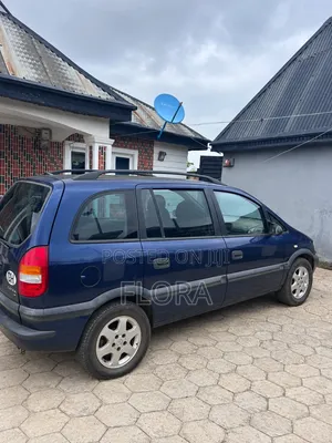 Opel Zafira 2002 Blue