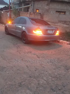 Mercedes-Benz E320 2007 Green