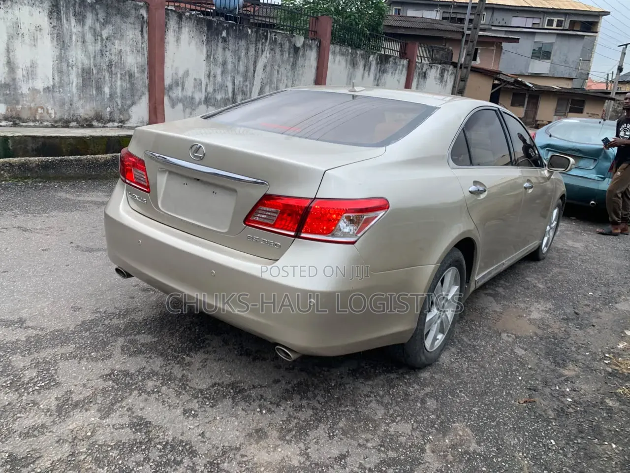 Lexus ES 350 2012 Gold