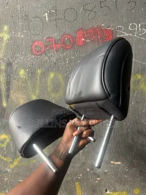 2 Front Headrest Toyota Pardo and Lexus Gx-18