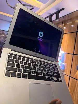 Laptop Apple MacBook Air 2017 8GB Intel Core Ultra 5 SSD 256GB