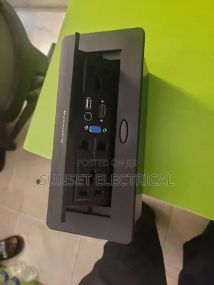 Slowly Pop Up Desk Socket