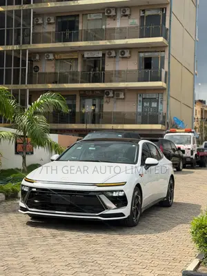 Hyundai Sonata 2025 White