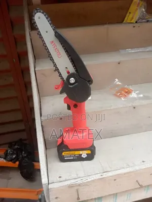 Cordless Battery Chainsaw