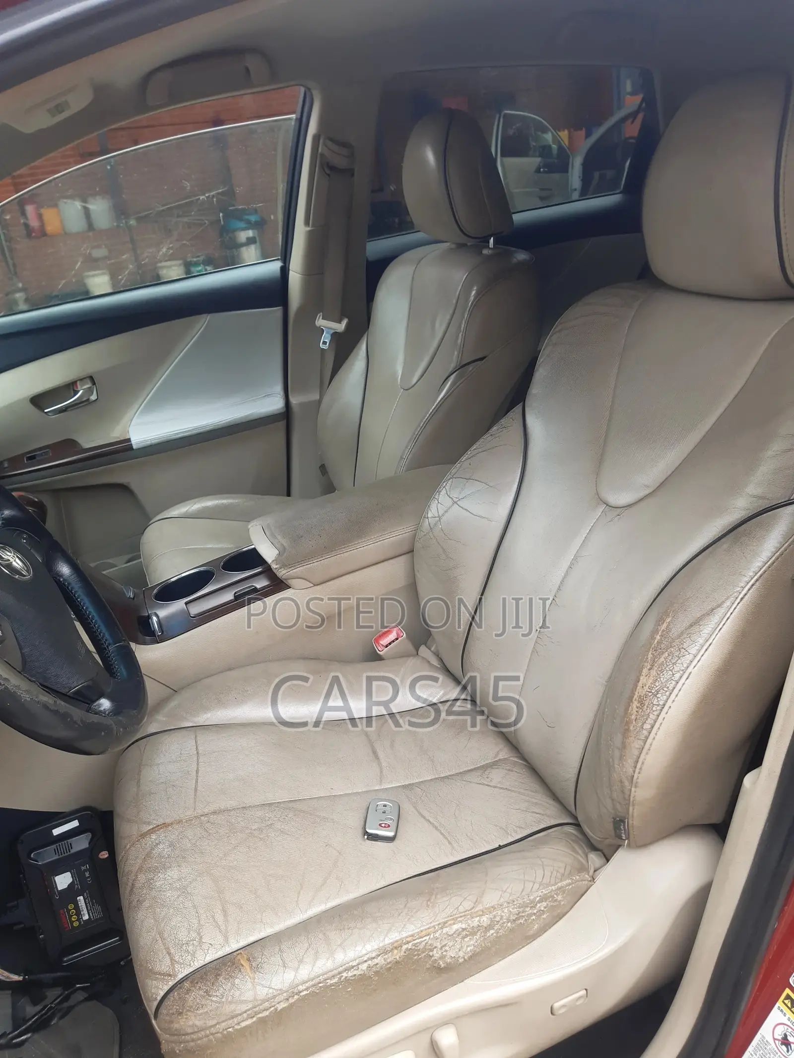 Toyota Venza 2010 Red