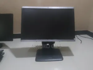 Dell Monitor 20-24 Inches
