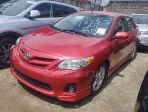 Toyota Corolla 2011 Red
