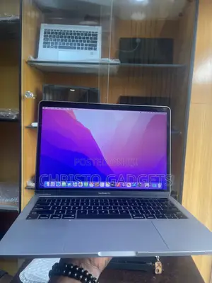 Laptop Apple MacBook Pro 2017 8GB Intel Core i5 SSD 256GB