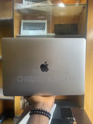 Laptop Apple MacBook Pro 2017 8GB Intel Core i5 SSD 256GB