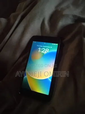 Apple iPhone 8 Plus 64 GB Black