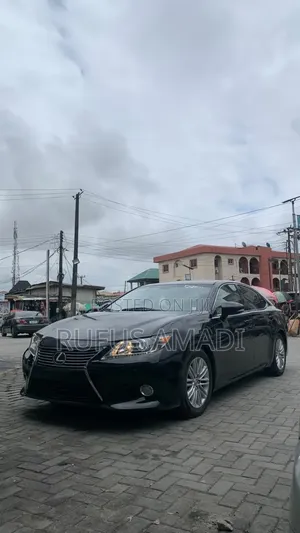 Lexus ES 2014 Black