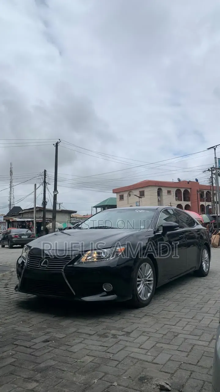 Lexus ES 2014 Black