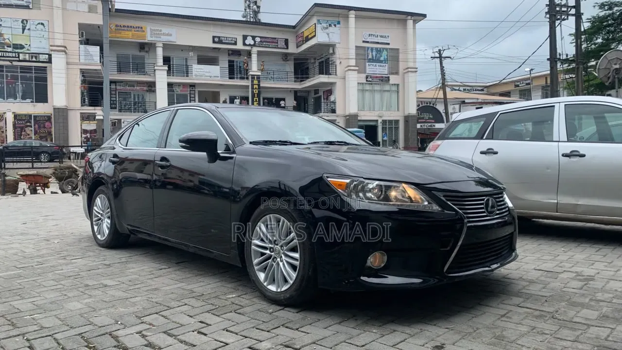 Lexus ES 2014 Black